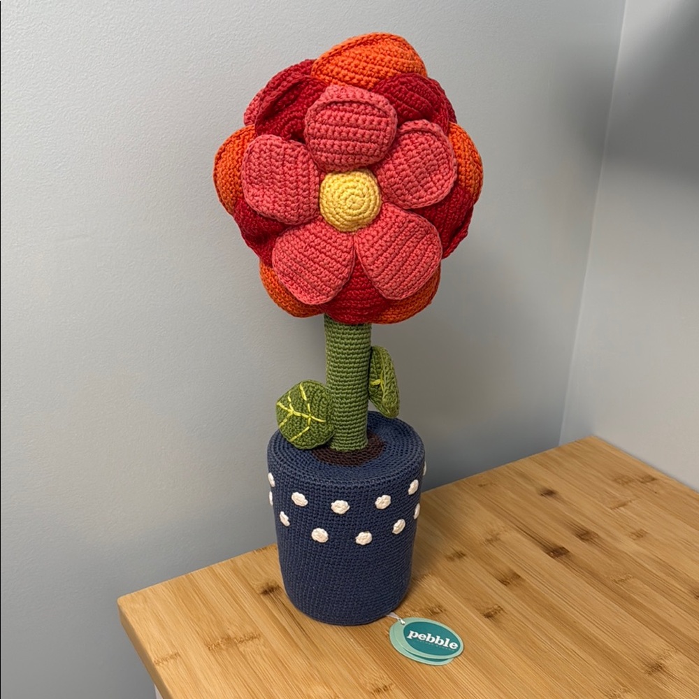 Pebble Handmade Large Crochet Flower Pot - Red and Orange NEW with tag